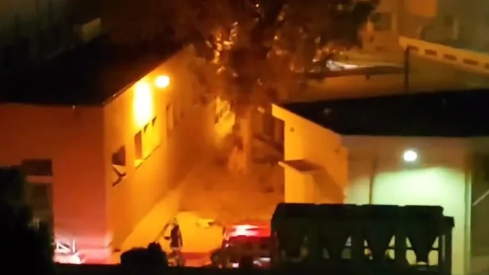 Νέα φωτιά στο Γενικό Κρατικό Νίκαιας - Για εμπρησμό μιλούν Πολάκης και ΟΕΝΓΕ 5 Νέα φωτιά στο Γενικό Κρατικό Νίκαιας - Για εμπρησμό μιλούν Πολάκης και ΟΕΝΓΕ 4