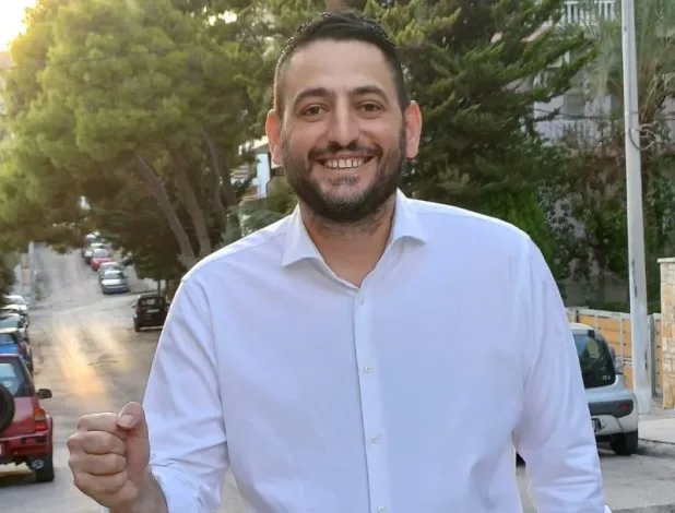 Συγκέντρωση στο Δάσος και παρουσίαση υποψηφίων 2 Συγκέντρωση στο Δάσος και παρουσίαση υποψηφίων 1