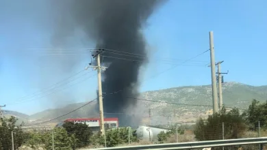 Φωτιά σε εξέλιξη στον Ασπρόπυργο 15