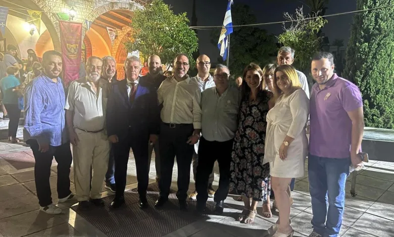 "Ώρα Χαϊδάρι": Χρόνια Πολλά υγεία και αγάπη σε όλο τον κόσμο! 2 "Ώρα Χαϊδάρι": Χρόνια Πολλά υγεία και αγάπη σε όλο τον κόσμο! 1