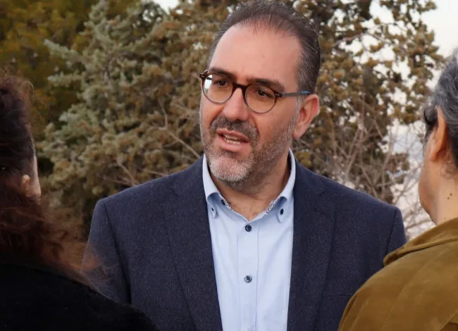 "Απαξιώνει κοινωνικές δομές του 1 εκατ. ευρώ, λόγω ολιγωρίας, η διοίκηση Βαγγέλη Ντηνιακoύ" 2 "Απαξιώνει κοινωνικές δομές του 1 εκατ. ευρώ, λόγω ολιγωρίας, η διοίκηση Βαγγέλη Ντηνιακoύ" 1
