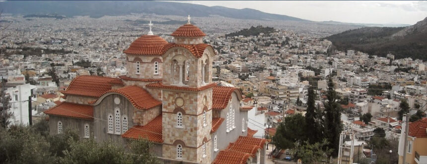 Χαϊδάρι: Ιερόσυλοι έκλεψαν από τον Άγιο Γεώργιο τάματα και το παγκάρι 1