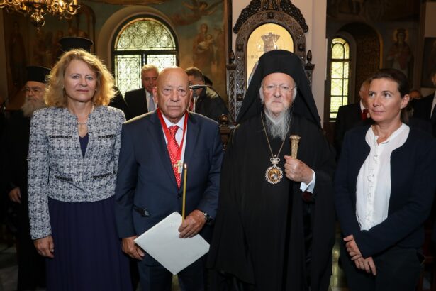 Χειροθετήθηκε άρχοντας του Οικουμενικού Πατριαρχείου ο Γιώργος Προκοπίου 23