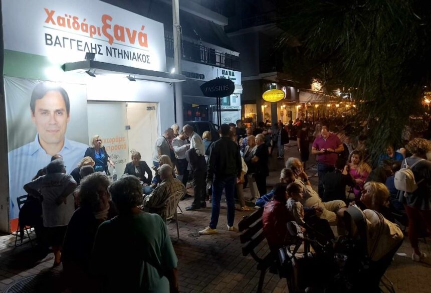 Χαϊδάρι: Αγωνία στα εκλογικά κέντρα των υποψηφίων, μικρές οι διαφορές στα πρώτα αποτελέσματα 1