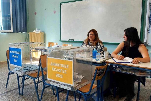 Χαμηλή η συμμετοχή, τρεις παρατάξεις ψηλά 31