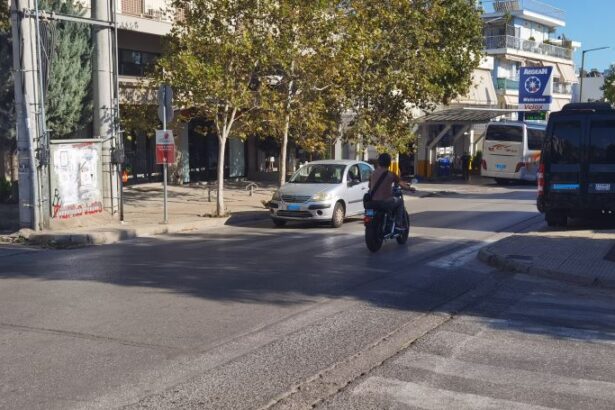 Τραυματίστηκε ντελιβεράς στη Γ. Παπανδρέου 15