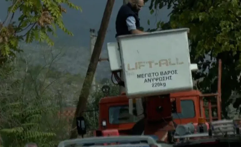 Αστυνομική επιχείρηση στα Νεόκτιστα Ασπροπύργου 2 Αστυνομική επιχείρηση στα Νεόκτιστα Ασπροπύργου 1