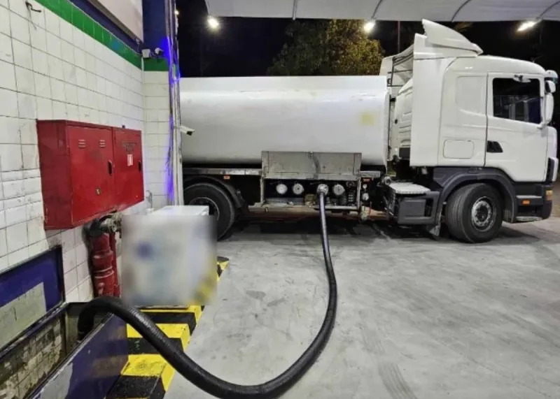 Εξαρθρώθηκε στον Ασπρόπυργο κύκλωμα που νόθευε καύσιμα με διαλύτες από τη Βουλγαρία 1