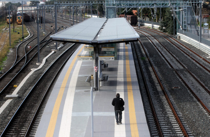 Προαστιακός σιδηρόδρομος Δυτικής Αττικής