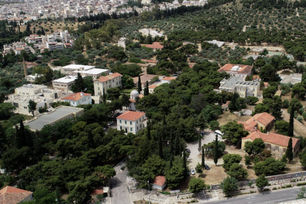 18 Άνω: Ο φάρος απειλείται να σβήσει 23