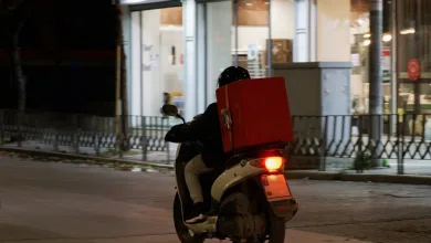 Τον τρόμο έζησαν ντελιβεράδες σε Αιγάλεω και Αγία Βαρβάρα 22