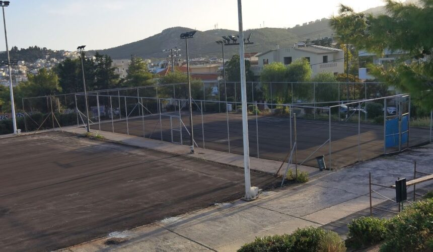 "Τα γήπεδα έχουν διαλυθεί και φως δεν βλέπουμε" 1