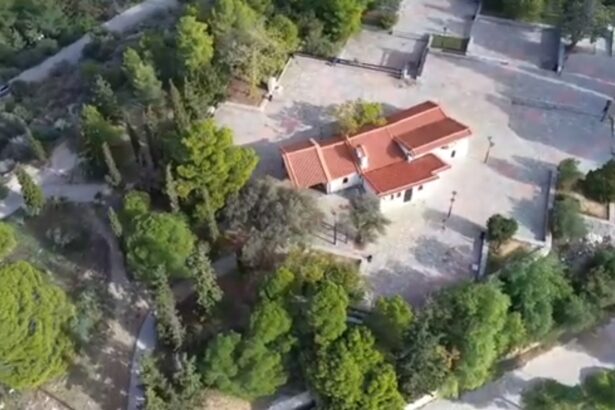Ο όμορφος Λόφος του Χαϊδαρίου και ο Προφήτης Ηλίας από ψηλά 45