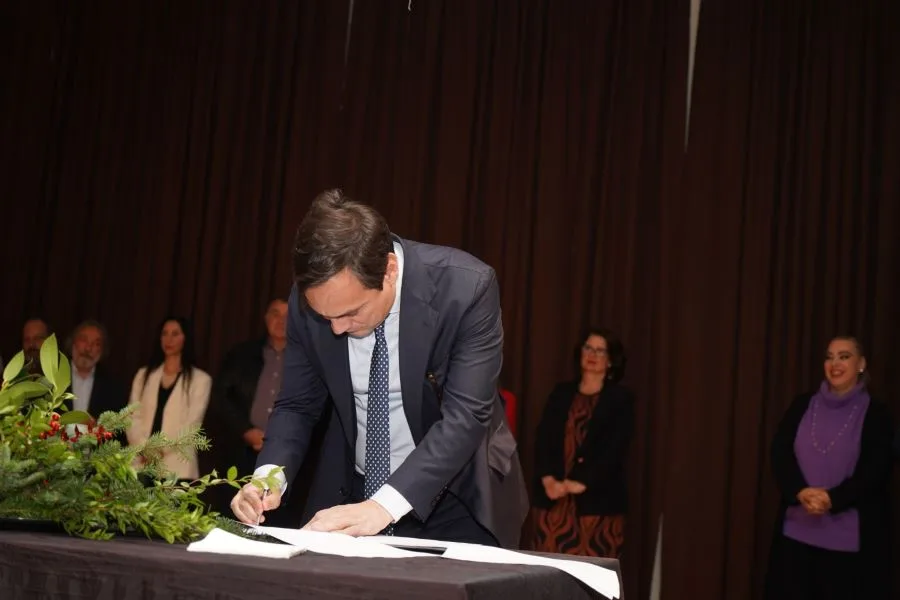 Ορκίστηκαν ο Μιχάλης Σελέκος και τα μέλη του νέου Δημοτικού Συμβουλίου - Βίντεο 10 Ορκίστηκαν ο Μιχάλης Σελέκος και τα μέλη του νέου Δημοτικού Συμβουλίου - Βίντεο 9