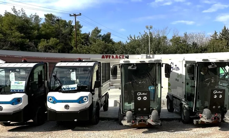 Χαϊδάρι: 2+2 ηλεκτρικά οχήματα στη μάχη της καθαριότητας 2 Χαϊδάρι: 2+2 ηλεκτρικά οχήματα στη μάχη της καθαριότητας 1