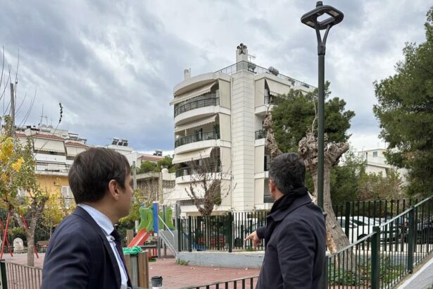 100 φωτοβολταϊκά συστήματα led στους δρόμους του Χαϊδαρίου 15