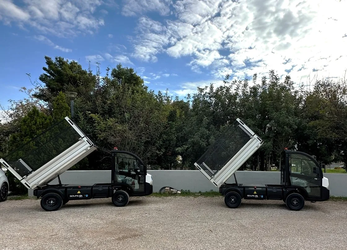 Χαϊδάρι: 2+2 ηλεκτρικά οχήματα στη μάχη της καθαριότητας 8 Χαϊδάρι: 2+2 ηλεκτρικά οχήματα στη μάχη της καθαριότητας 7