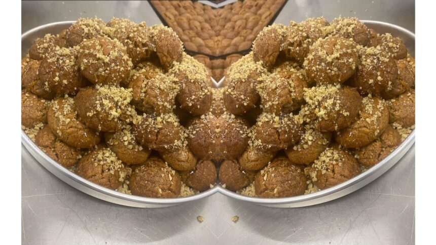 Mon Cheri patisserie: Για μαμαδίστικα μελομακάρονα (φωτό βήμα βήμα) 2 Mon Cheri patisserie: Για μαμαδίστικα μελομακάρονα (φωτό βήμα βήμα) 1