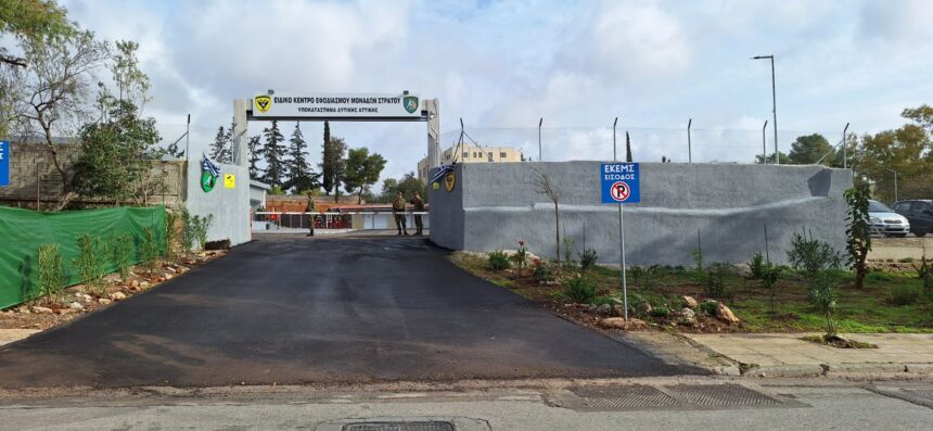 Εγκαινιάζεται στο Χαϊδάρι το νέο μεγάλο πολυκατάστημα του Στρατού 2 Εγκαινιάζεται στο Χαϊδάρι το νέο μεγάλο πολυκατάστημα του Στρατού 1