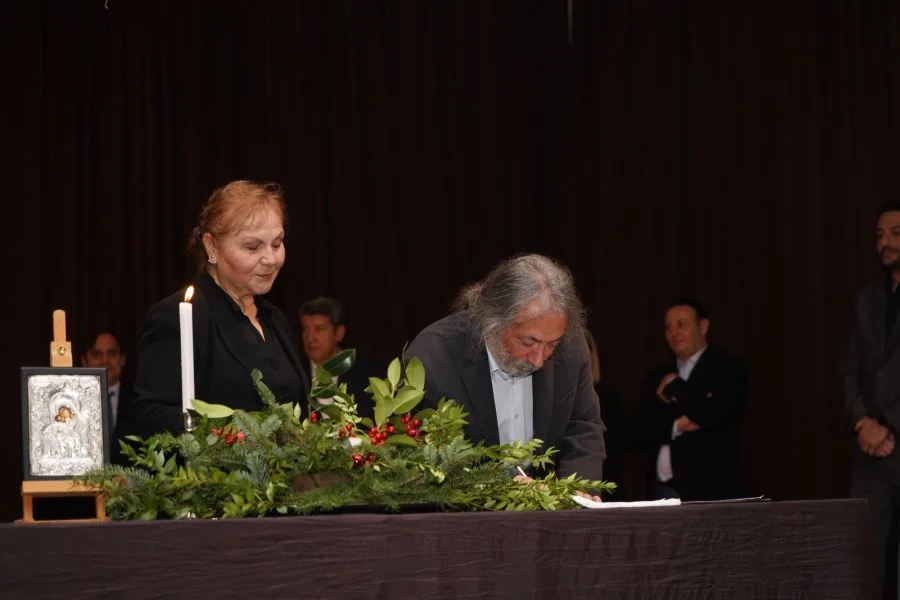 Ορκίστηκαν ο Μιχάλης Σελέκος και τα μέλη του νέου Δημοτικού Συμβουλίου - Βίντεο 8 Ορκίστηκαν ο Μιχάλης Σελέκος και τα μέλη του νέου Δημοτικού Συμβουλίου - Βίντεο 7
