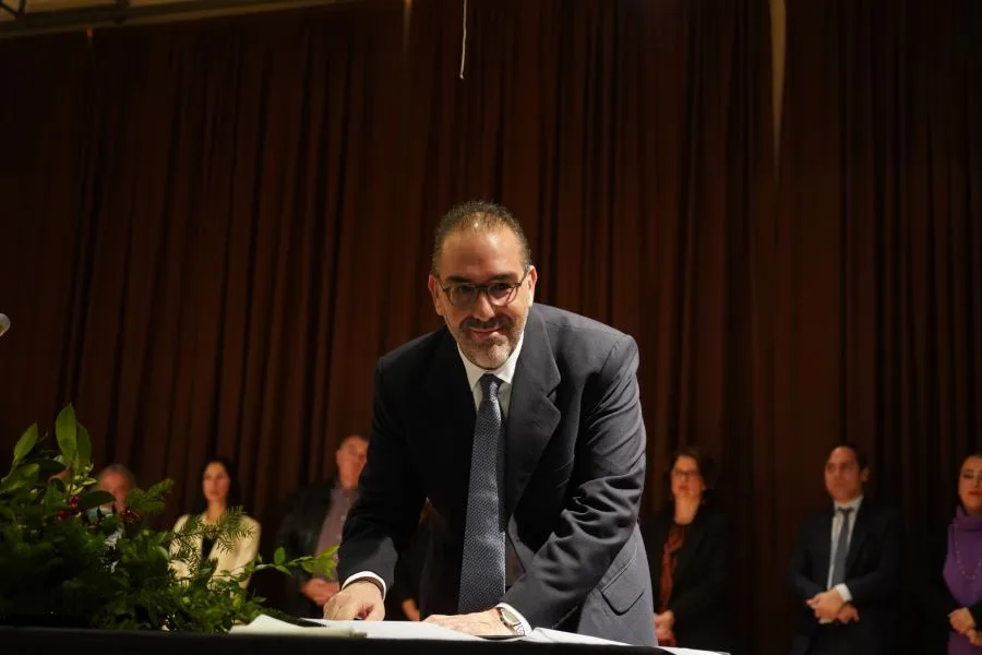 Ορκίστηκαν ο Μιχάλης Σελέκος και τα μέλη του νέου Δημοτικού Συμβουλίου - Βίντεο 12 Ορκίστηκαν ο Μιχάλης Σελέκος και τα μέλη του νέου Δημοτικού Συμβουλίου - Βίντεο 11