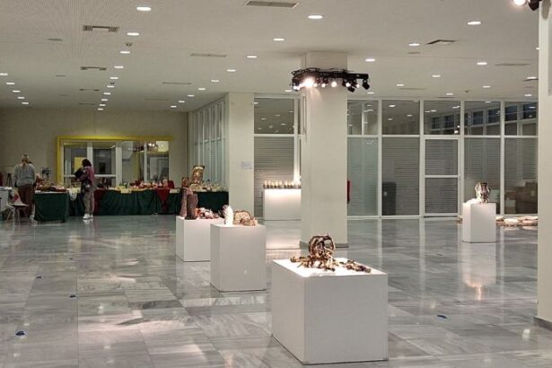Έκθεση Σύγχρονης Κεραμικής Γλυπτικής "Από την αποδόμηση στη… Συμπερίληψη" & μπαζάρ 27