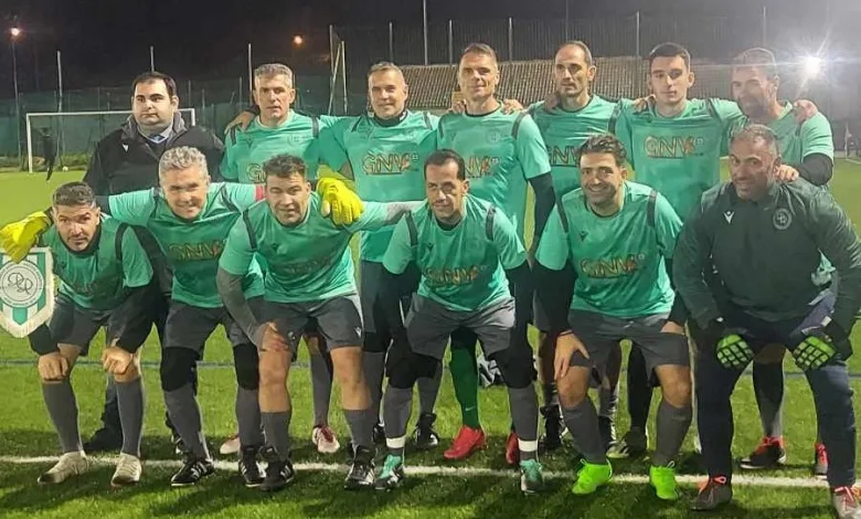 Σκληρή μάχη στο Παρίσι για τους Παλαίμαχους Δάφνης - Δάσους Χαϊδαρίου 2 Σκληρή μάχη στο Παρίσι για τους Παλαίμαχους Δάφνης - Δάσους Χαϊδαρίου 1