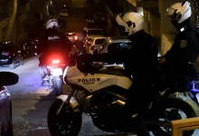 Αιγάλεω: Ανήλικοι σε μηχανάκι εμβόλισαν μηχανές της ΔΙΑΣ και τραυμάτισαν αστυνομικό 31
