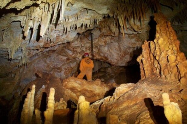 Το ωραιότερο σπήλαιο της Αττικής βρίσκεται στο Χαϊδάρι! Υπέροχα ντοκιμαντέρ και φωτογραφίες από το θαύμα της φύσης 17