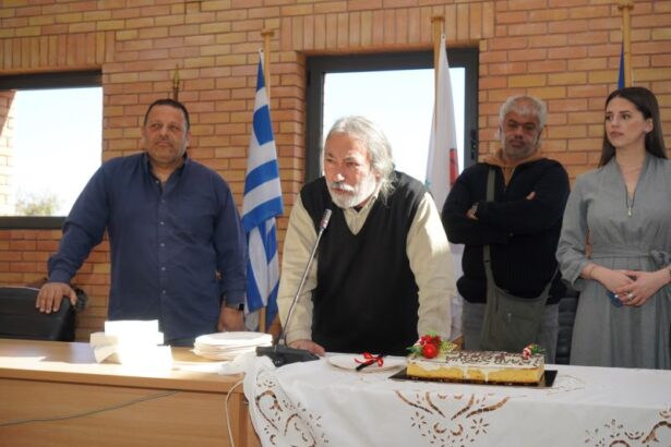 "Βασικό μέλημα των εργαζομένων του Δήμου πρέπει να είναι η εξυπηρέτηση των πολιτών" 31