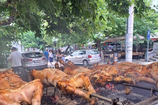 Βρήκαμε στα Βίλια την αρβανίτικη χασαποταβέρνα που κρατάει γερά στο χρόνο 3