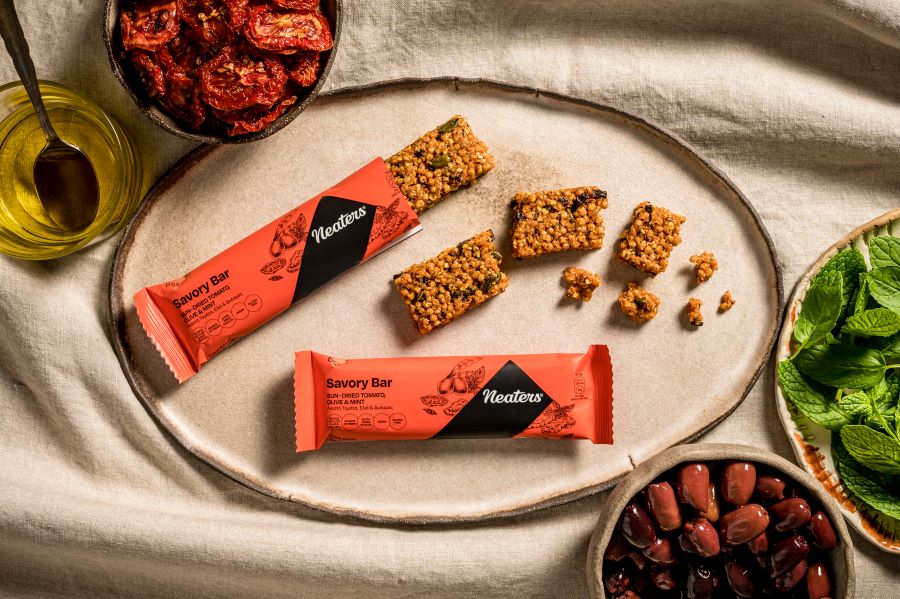 “Neaters”: Η ελληνική start up που "ρίχνει" τις πρώτες αλμυρές μπάρες στην αγορά! - Πρωτοποριακή τεχνολογία σε παραδοσιακές γεύσεις 8 “Neaters”: Η ελληνική start up που "ρίχνει" τις πρώτες αλμυρές μπάρες στην αγορά! - Πρωτοποριακή τεχνολογία σε παραδοσιακές γεύσεις 7