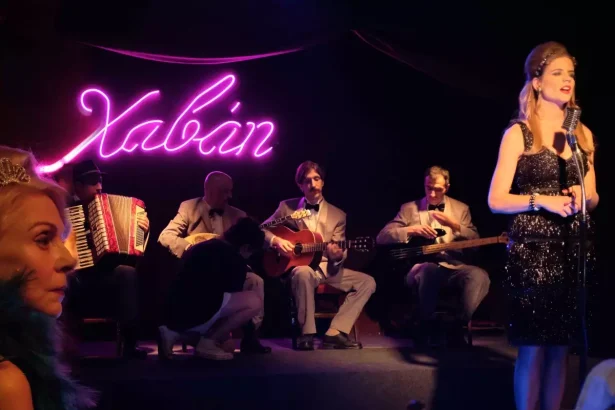 Χαβάη: Στο πιο διάσημο μπαρ του Χαϊδαρίου, δεν έχεις πιει ποτέ το ποτό σου! 15