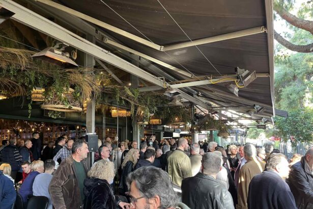 Λαός στην Καραϊσκάκη για Μητσοτάκη 19