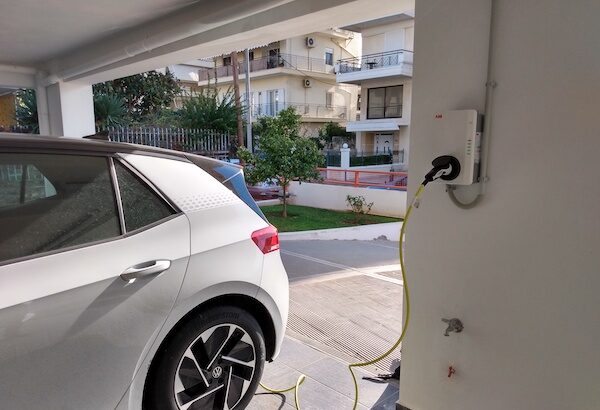 Πώς εγκαθίστανται φορτιστές ΙΧ σε πιλοτές πολυκατοικιών, παλαιές και νεόδμητες – Αναλυτικός οδηγός 3