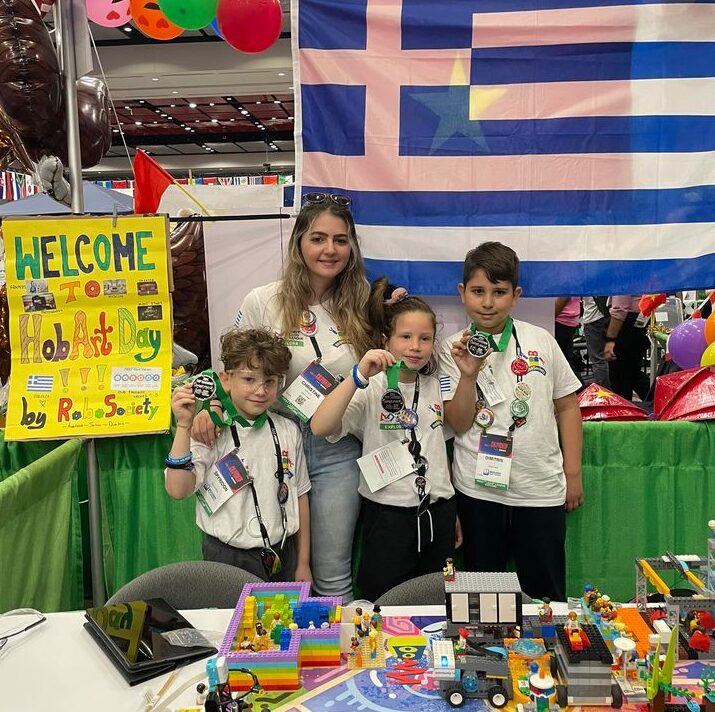Στο Παγκόσμιο Πρωτάθλημα Ρομποτικής του Houston διακρίθηκε ομάδα από το Χαϊδάρι! 4 Στο Παγκόσμιο Πρωτάθλημα Ρομποτικής του Houston διακρίθηκε ομάδα από το Χαϊδάρι! 3