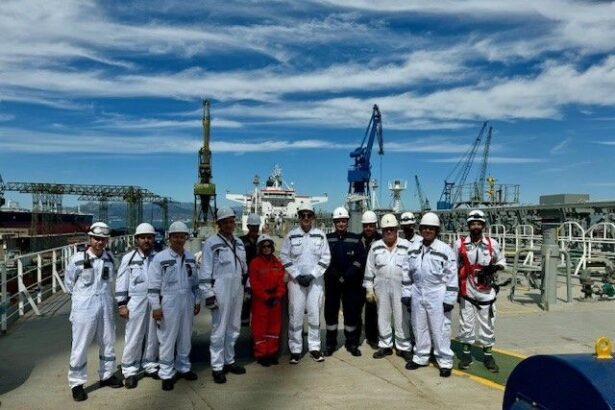 Κινητικότητα στα Ναυπηγεία Σκαραμαγκά: Δύο τάνκερ του Μαρτίνου στις δεξαμενές 11