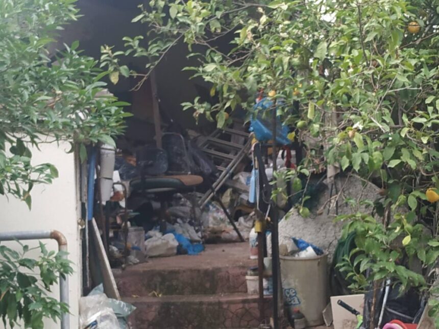 "Η γειτονιά μας υποφέρει και κινδυνεύει. Άραγε το κράτος έχει συνέχεια και ο Δήμος συνέπεια;" 2 "Η γειτονιά μας υποφέρει και κινδυνεύει. Άραγε το κράτος έχει συνέχεια και ο Δήμος συνέπεια;" 1