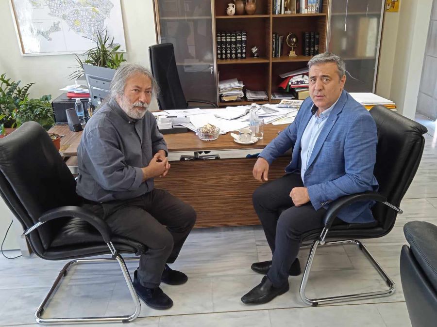 Επιθεώρηση στο έργο φωτισμού του Μικρού Σχιστού 4 Επιθεώρηση στο έργο φωτισμού του Μικρού Σχιστού 3