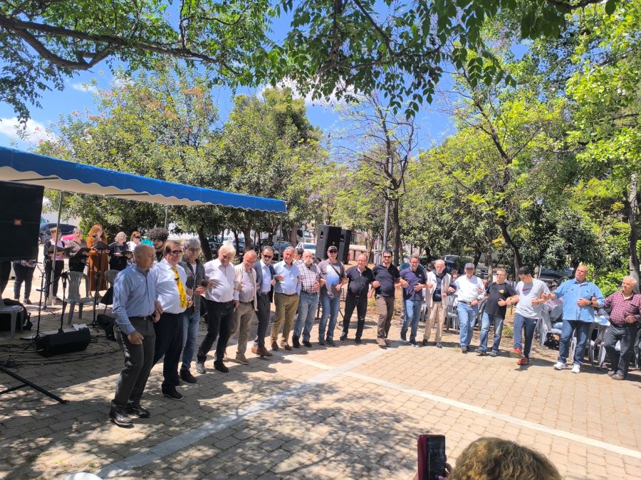Καγκελάρης, τσίπουρο, καλό φαγητό και περίσσια διάθεση 8 Καγκελάρης, τσίπουρο, καλό φαγητό και περίσσια διάθεση 7