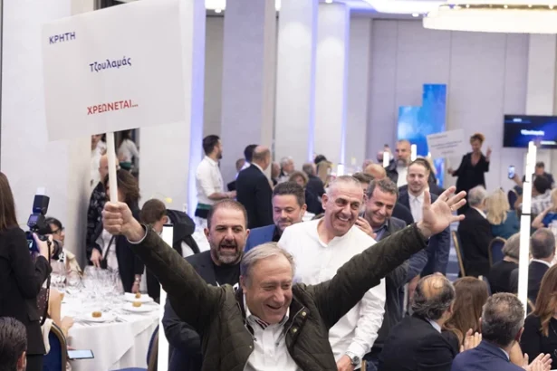 Ο Γιάννης Μπαξεβάνης διακρίθηκε στα Βραβεία Ελληνικής Κουζίνας 2024 47