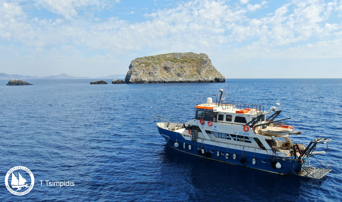 Νησάκια του Αιγαίου: Τα πρότυπα αειφορίας που καταστρέφουμε 9 Νησάκια του Αιγαίου: Τα πρότυπα αειφορίας που καταστρέφουμε 8