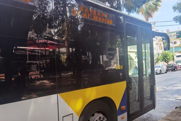 Κάμερες σε 600 λεωφορεία θα καταγράφουν παραβάσεις του ΚΟΚ 139