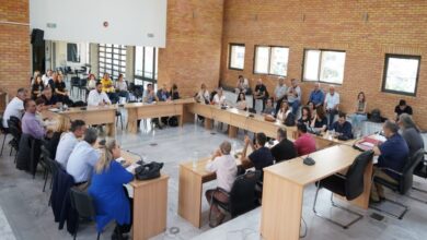 Ομόφωνα το Δημοτικό Συμβούλιο υπέρ 5 εργαζομένων για μονιμοποίηση 9