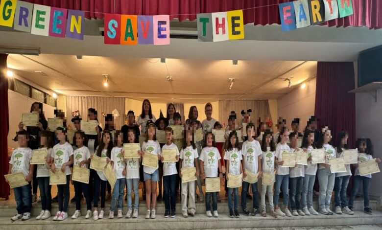 To 3ο Δ.Σ. Χαϊδαρίου στο πρόγραμμα eTwinning “Ανακυκλώνουμε μαζί μια ανάσα παίρνει η Γη” 2 To 3ο Δ.Σ. Χαϊδαρίου στο πρόγραμμα eTwinning “Ανακυκλώνουμε μαζί μια ανάσα παίρνει η Γη” 1