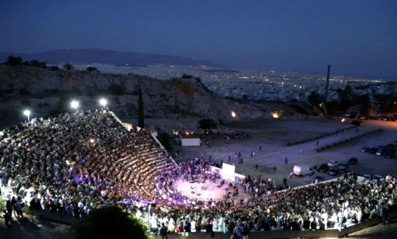 Εντυπωσιακή η συναυλία μαθητών για τον Μίμη Πλέσσα 2 Εντυπωσιακή η συναυλία μαθητών για τον Μίμη Πλέσσα 1
