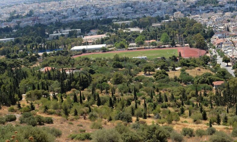 Κάλεσμα του Δήμου για εθελοντική δράση στο Θεαθήναι - "Να αποδοθεί στους Χαϊδαριώτες, μακριά από επιχειρηματικά συμφέροντα" 2 Κάλεσμα του Δήμου για εθελοντική δράση στο Θεαθήναι - "Να αποδοθεί στους Χαϊδαριώτες, μακριά από επιχειρηματικά συμφέροντα" 1