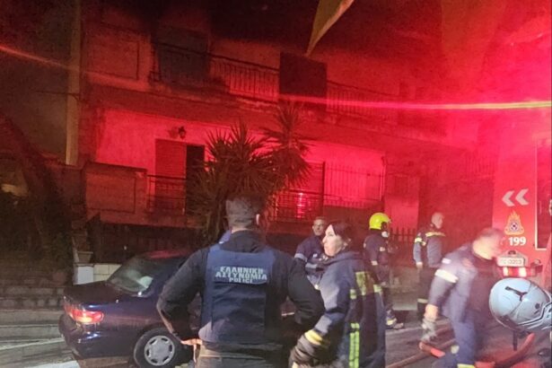 Φωτιά σε μονοκατοικία στην Αγία Βαρβάρα τα ξημερώματα – Τραυματίστηκε μια γυναίκα 19
