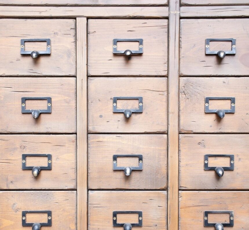 Πώς να σχεδιάσετε τα ντουλάπια της βεράντας σας ώστε να ταιριάζουν με το υπόλοιπο στυλ του σπιτιού 1