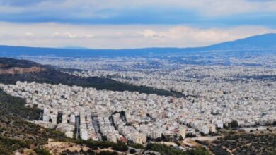 "Κρατάει χρόνια αυτή η κολόνια" - Δυσοσμία στη Δυτική Αθήνα 9
